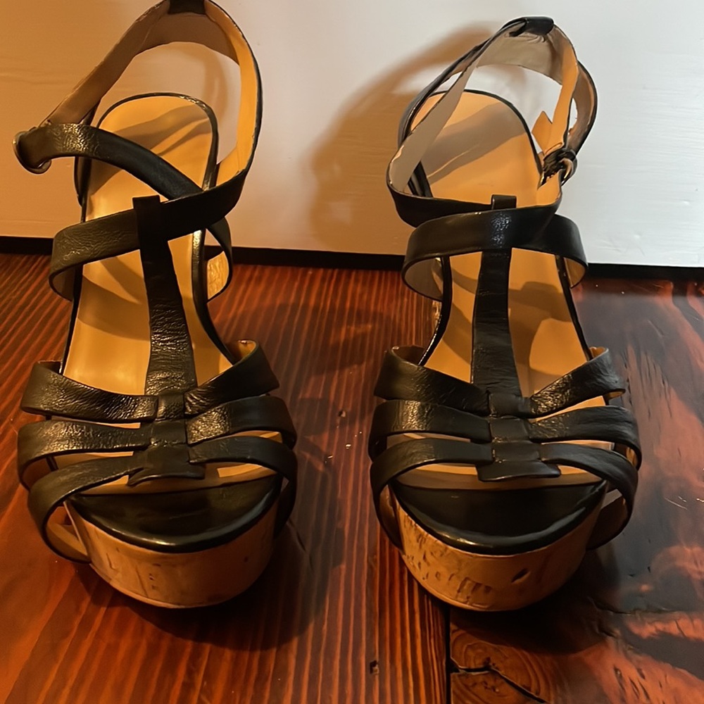 nine west size 8 wedges - Picture 2 of 4